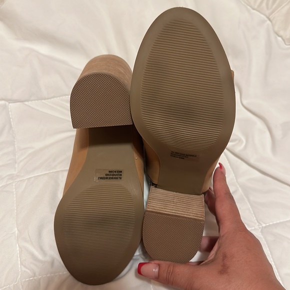 Nordstrom rack booties - Picture 2 of 3